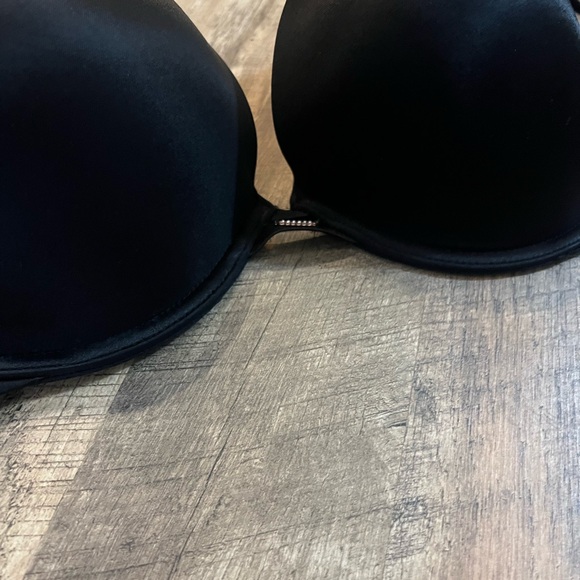 Victoria’s Secret Very Sexy Push Up Bra - Black - Picture 16 of 16